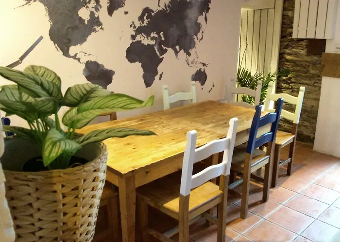Base Surf Lodge Newquay 